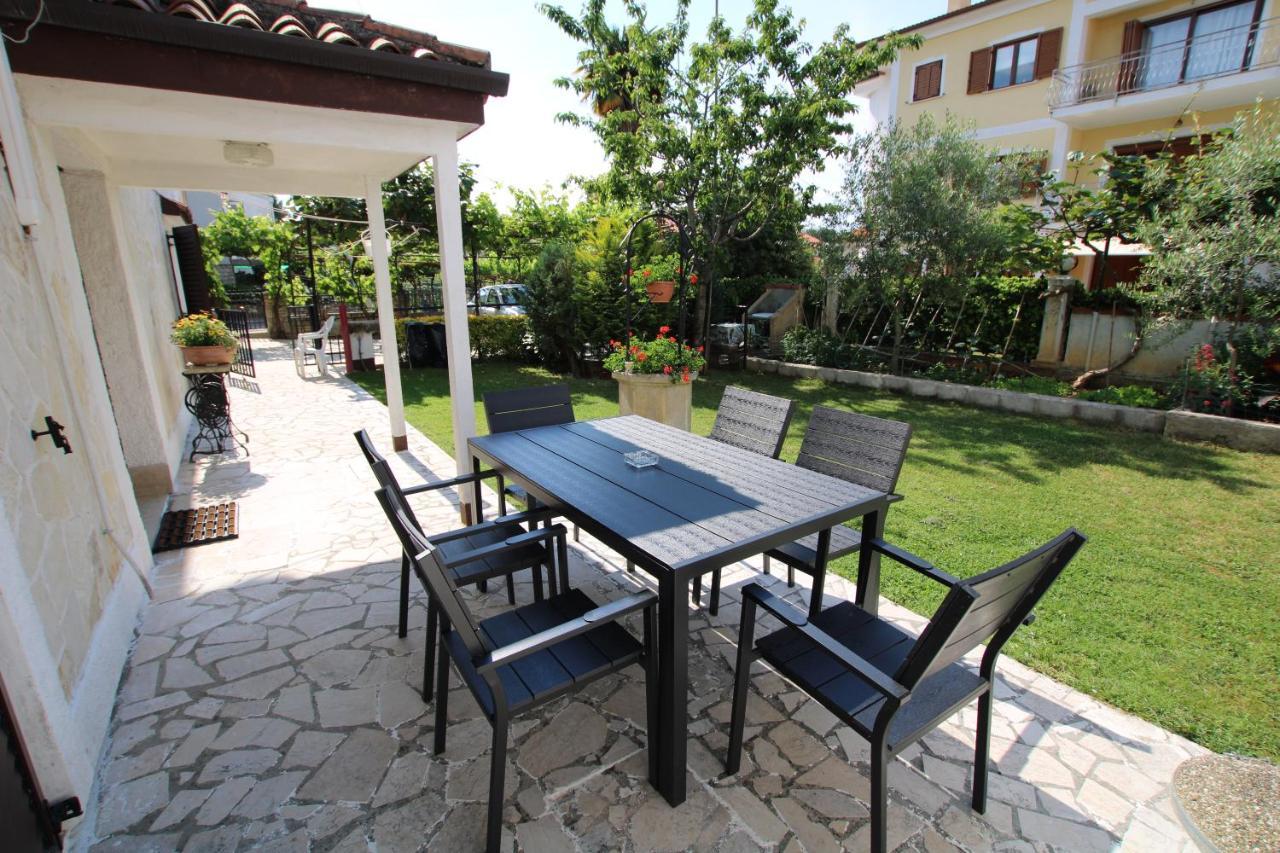 Sunny Garden Apartamento